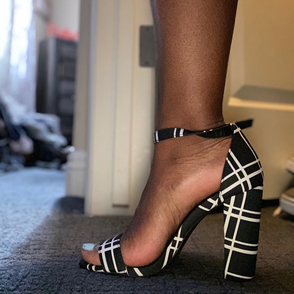 Black and white heel